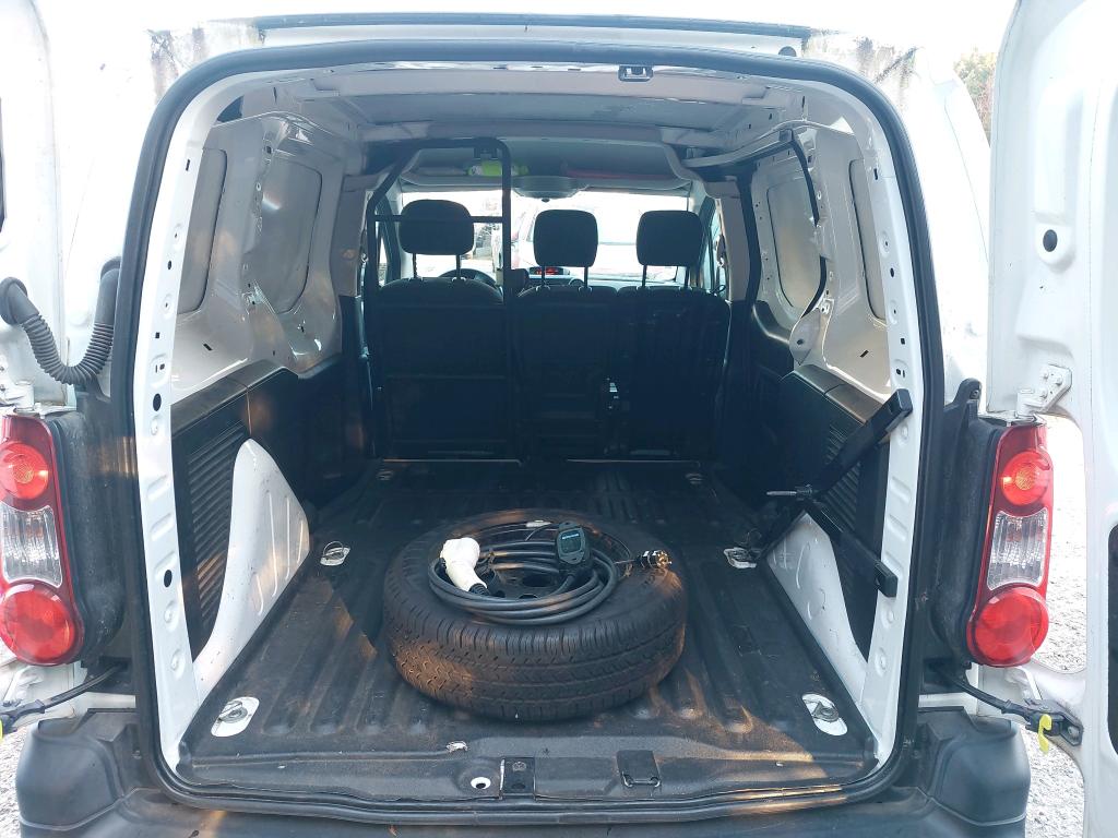 Peugeot PARTNER FOURGON ELECTRIC STANDARD PREMIUM AVEC BATTERIE 2017