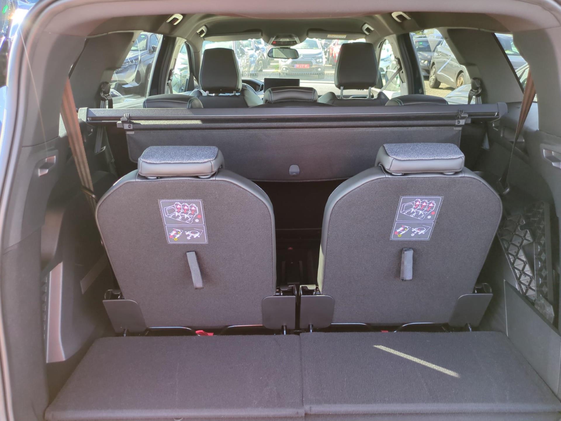 Peugeot 5008 BlueHDi 130ch S&S EAT8 Allure Pack 2024