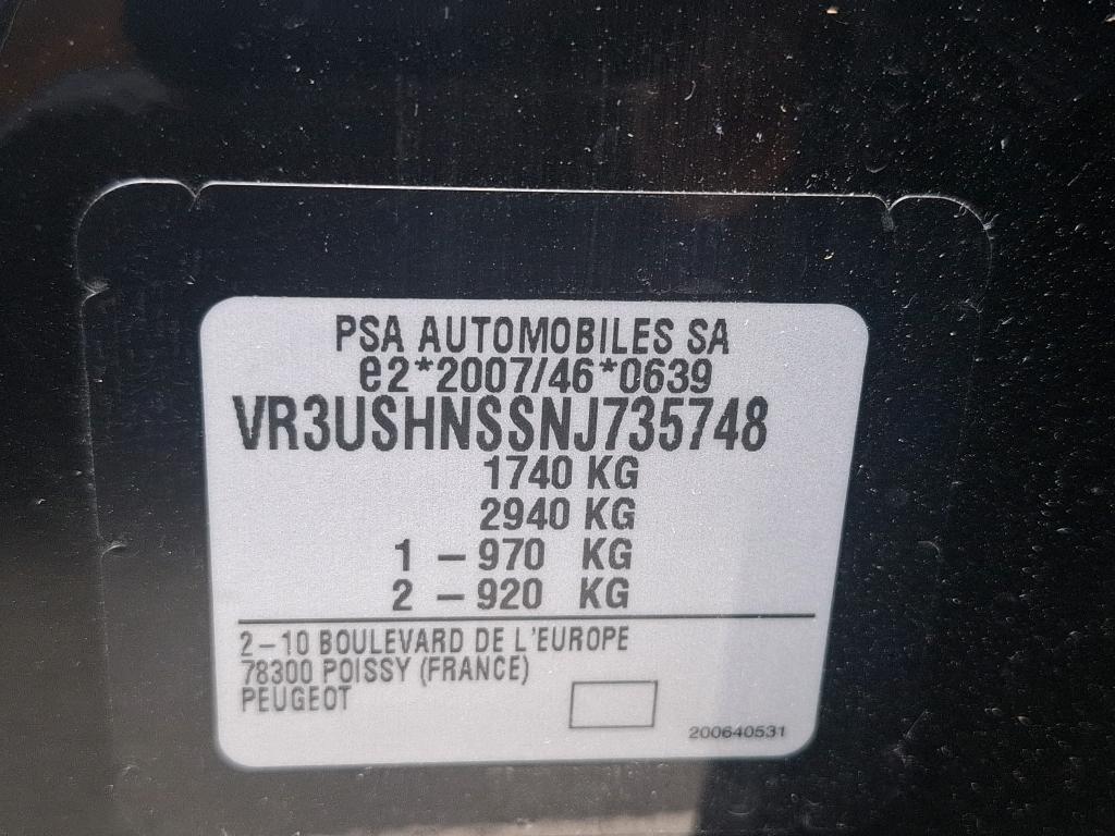 Peugeot 2008 PureTech 130 S&S EAT8 GT 2022
