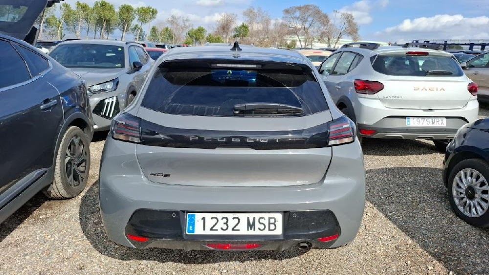 Foto Peugeot 208 8