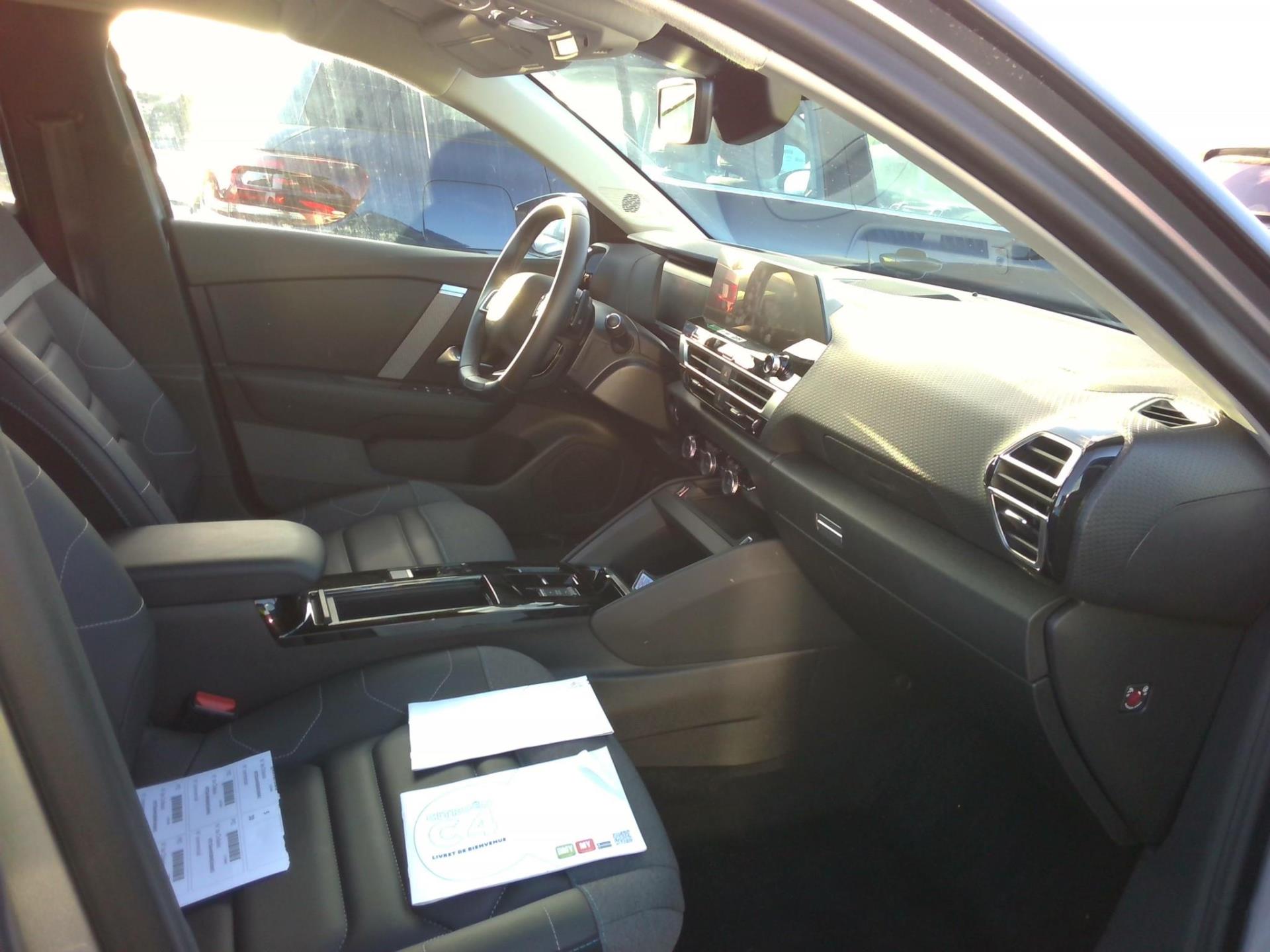 Citroen C4 PureTech 130 S&S EAT8 Shine 2022