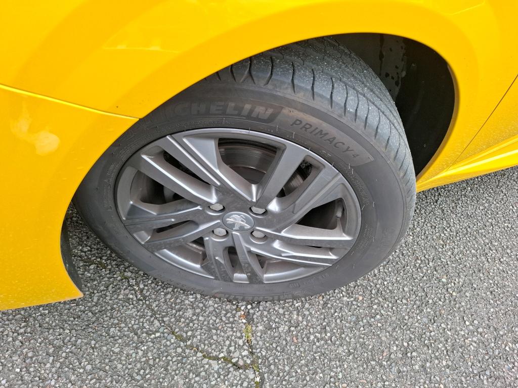 Peugeot 208 PureTech 75 S&S BVM5 Active Pack 2022