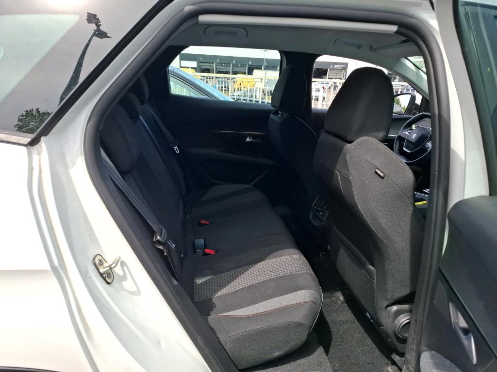 Peugeot 3008 BlueHDi 130ch S&S EAT8 Active Business 2021