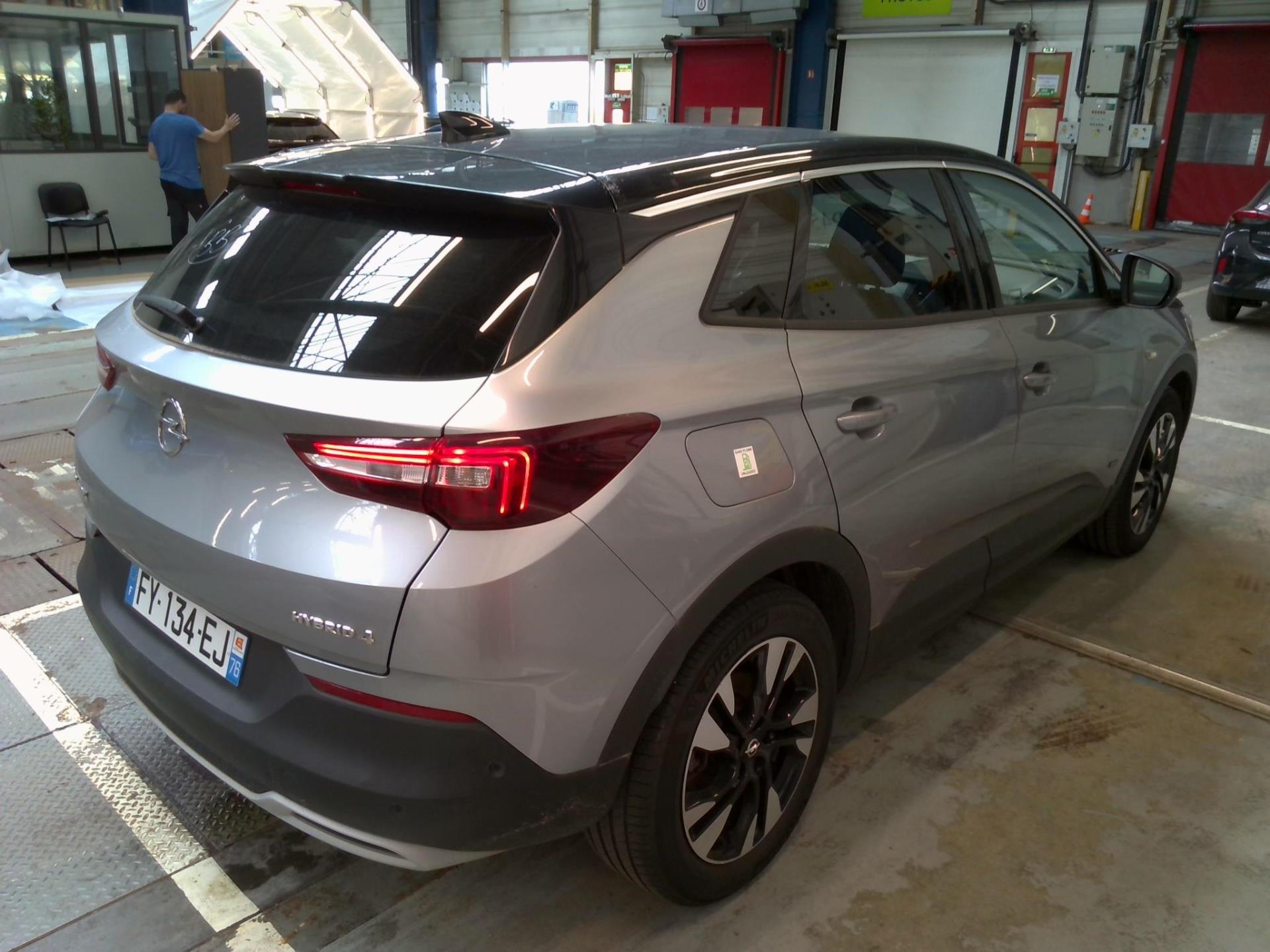 Opel Grandland X Hybrid4 300 ch AWD BVA8 Ultimate 2021