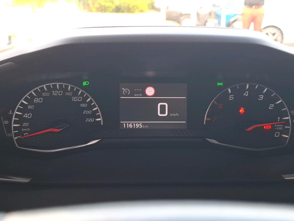 Peugeot 2008 BlueHDi 110 S&S BVM6 Style 2022