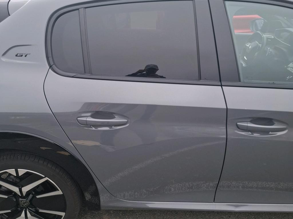 Peugeot 208 Hybrid 100 e-DCS6 GT 2025