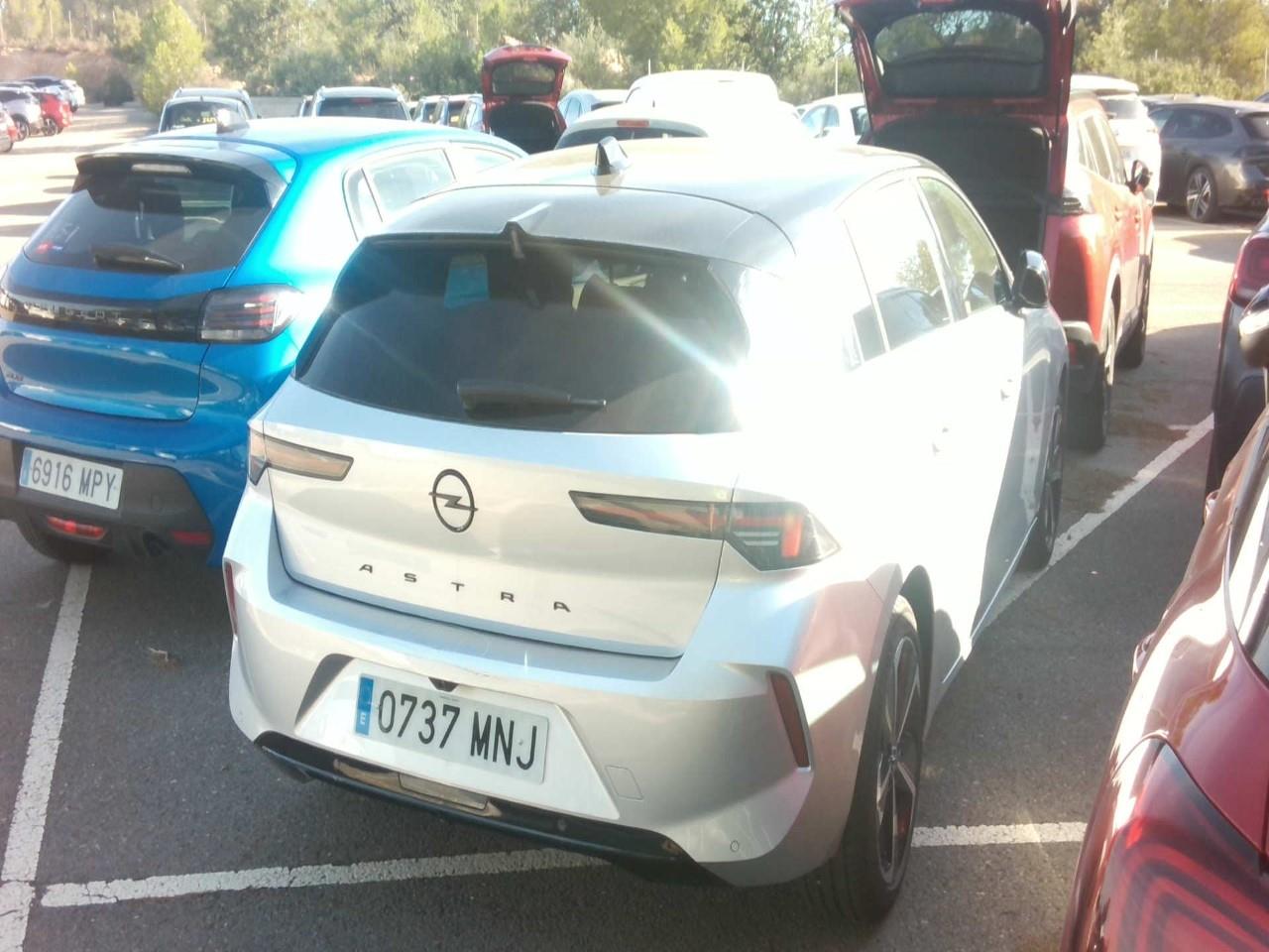 Foto Opel Astra 12