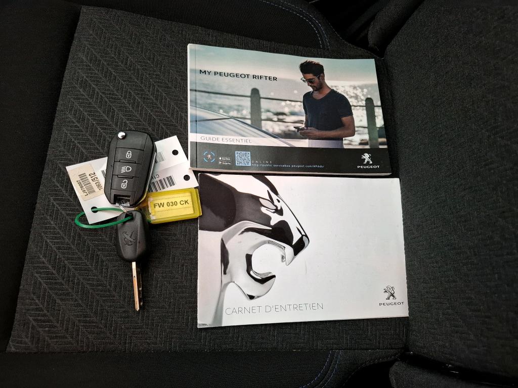 Peugeot Rifter Standard BlueHDi 100 S&S BVM6 5pl Active Pack 2020