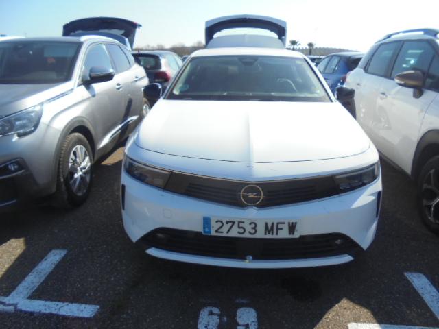 Opel Astra Nuevo Astra 5P Edition 1.2T XHT MT6 S/S 130 HP (96kW)