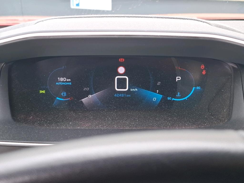 Peugeot 2008 PureTech 130 S&S EAT8 Allure Pack 2022