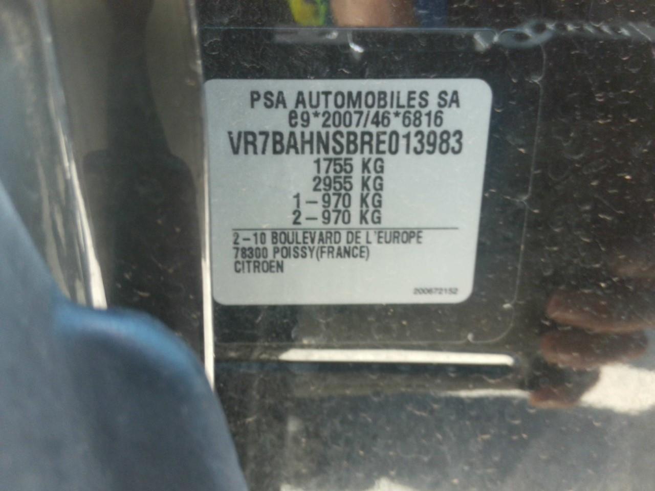 Foto Citroën C4 X 11