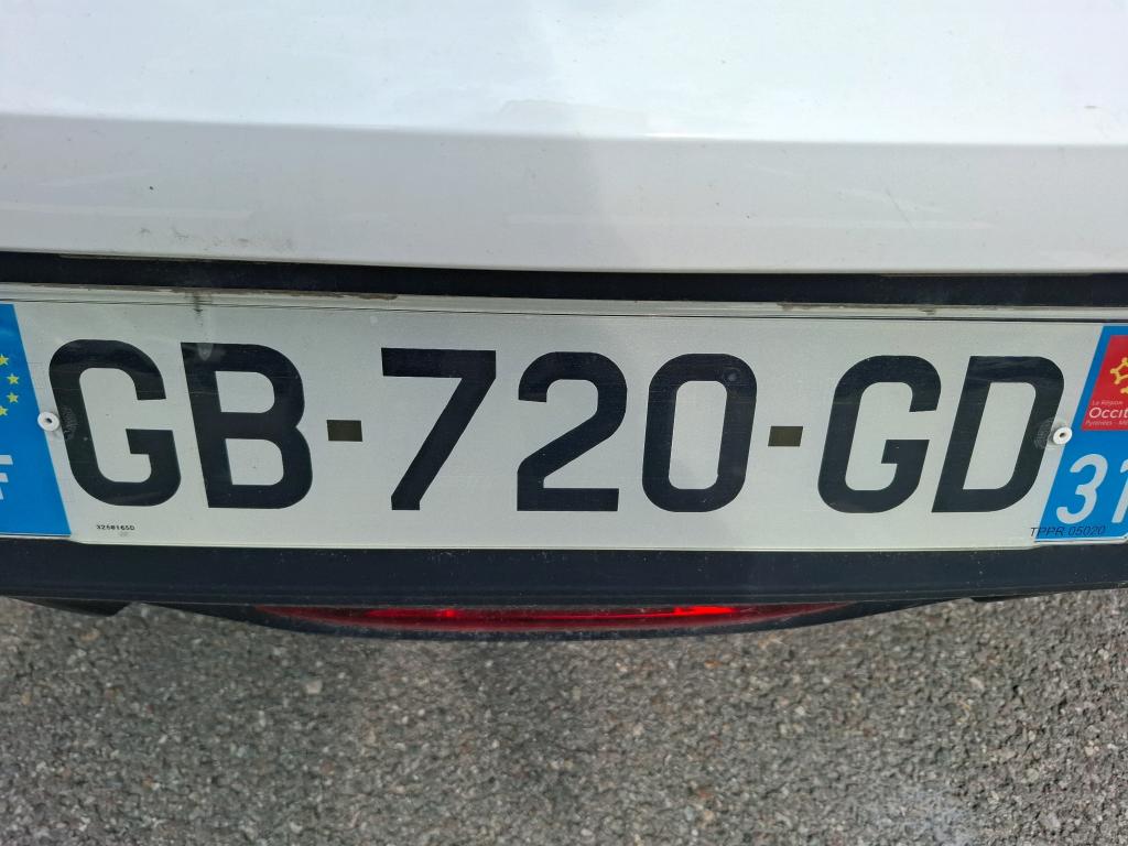 Peugeot 208 BLUEHDI 100 S&S BVM6 PREMIUM PACK 2021