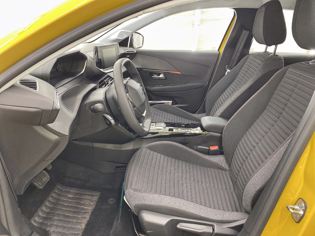 Peugeot 208 Electrique 50 kWh 136ch Active Pack 2023