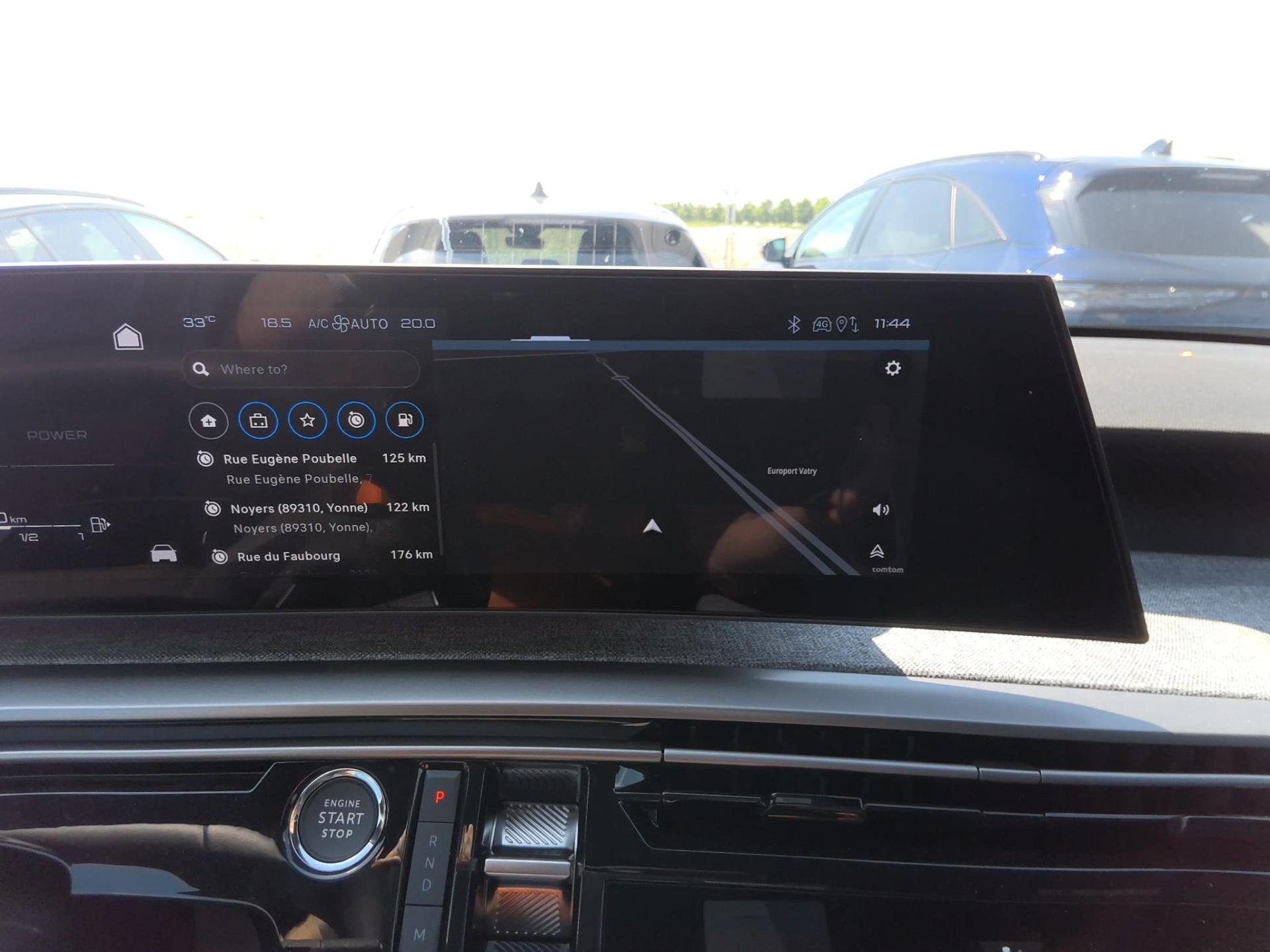 Peugeot 3008 Hybrid 136 e-DCS6 Allure 2025