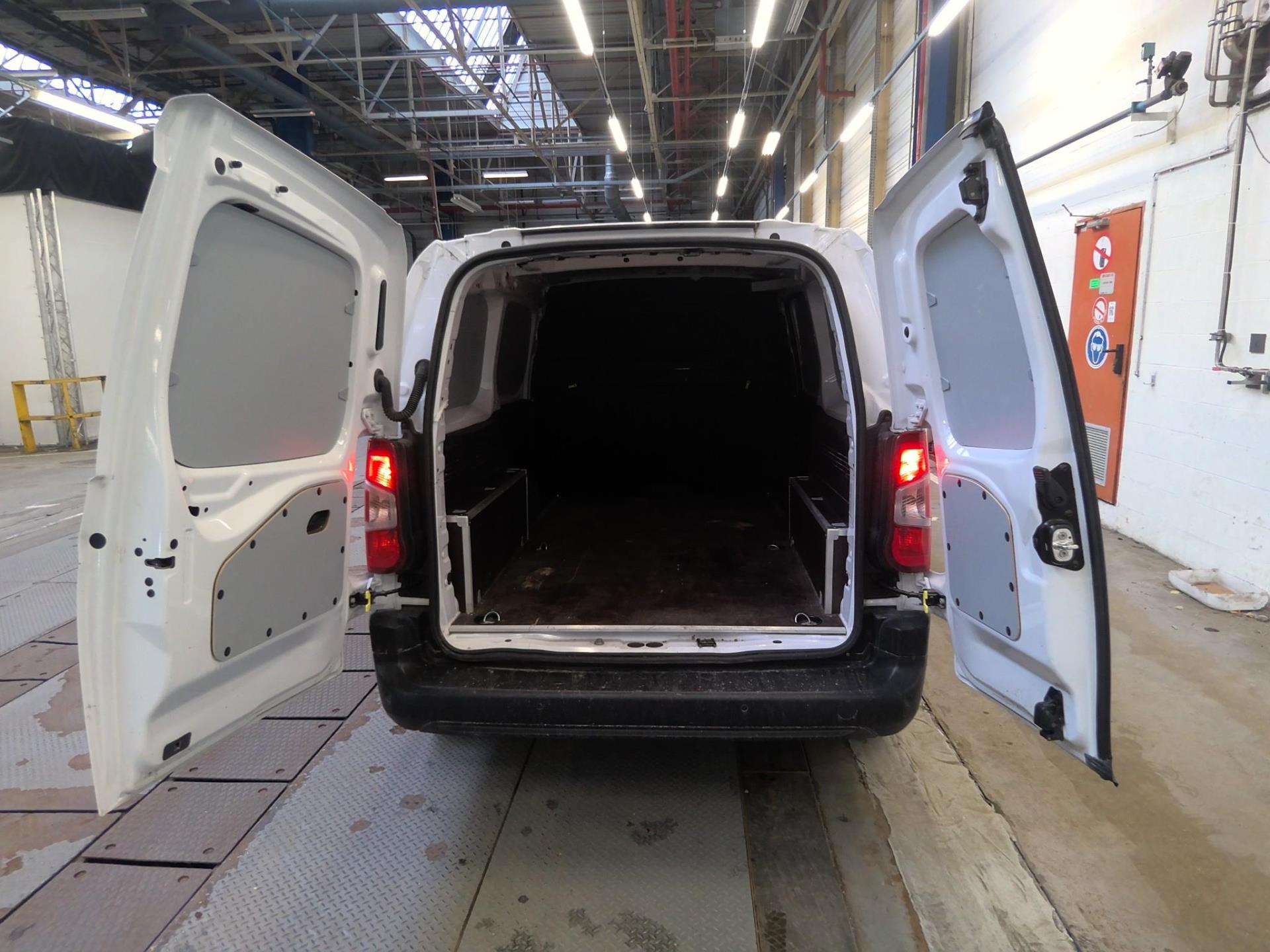 Citroen BERLINGO VAN TAILLE XL 950KG BLUEHDI 100 S&S BVM6  2024