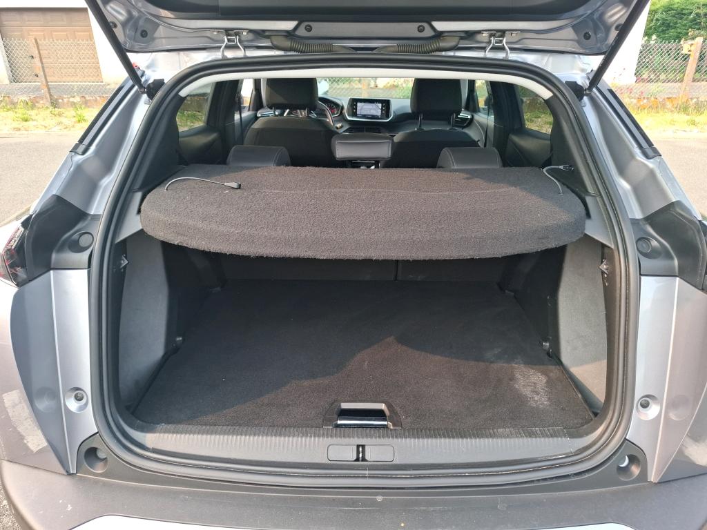 Peugeot 2008 BlueHDi 130 S&S EAT8 Allure 2021