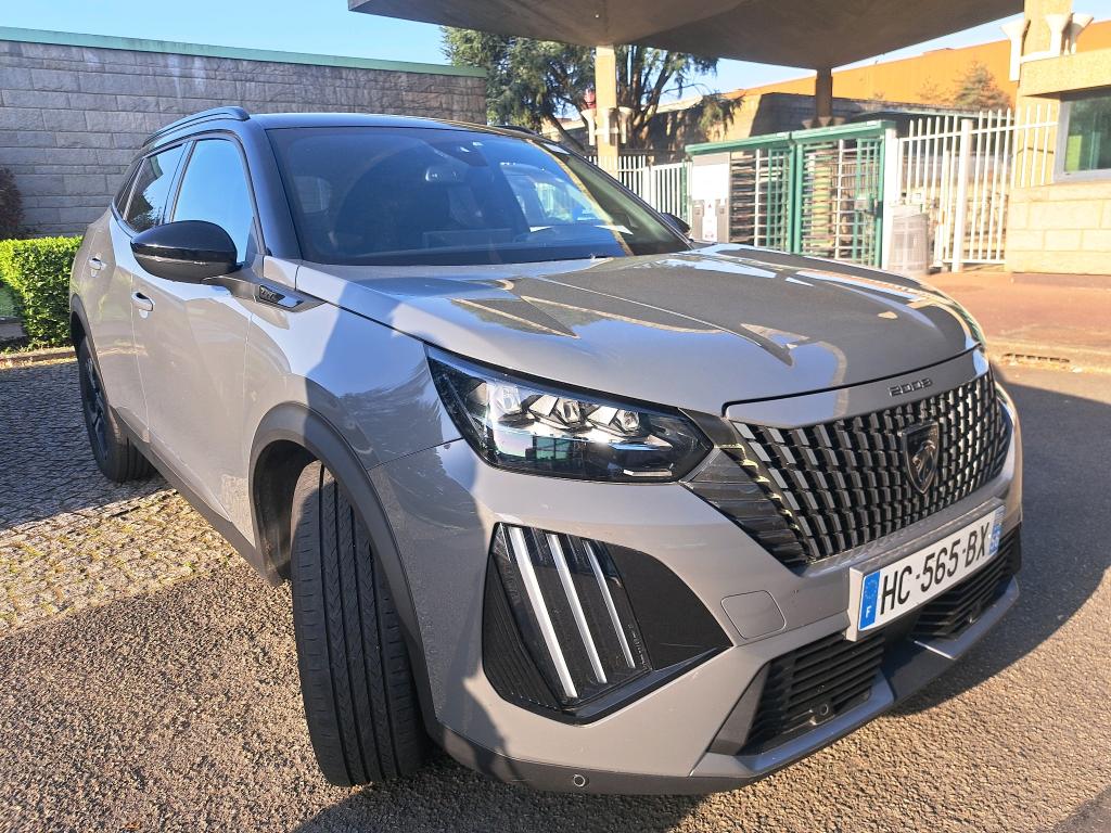 Peugeot 2008 Hybrid 136 e-DCS6 GT 2025