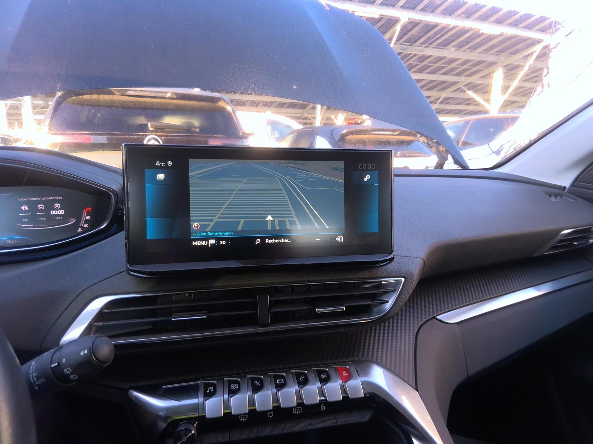 Peugeot 3008 Puretech 130ch S&S EAT8 Active Pack 2021