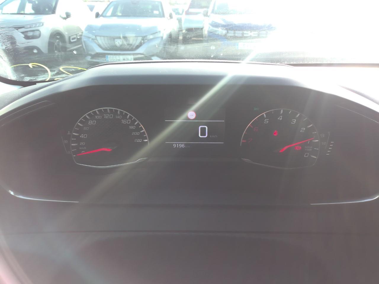 Foto Peugeot 208 4