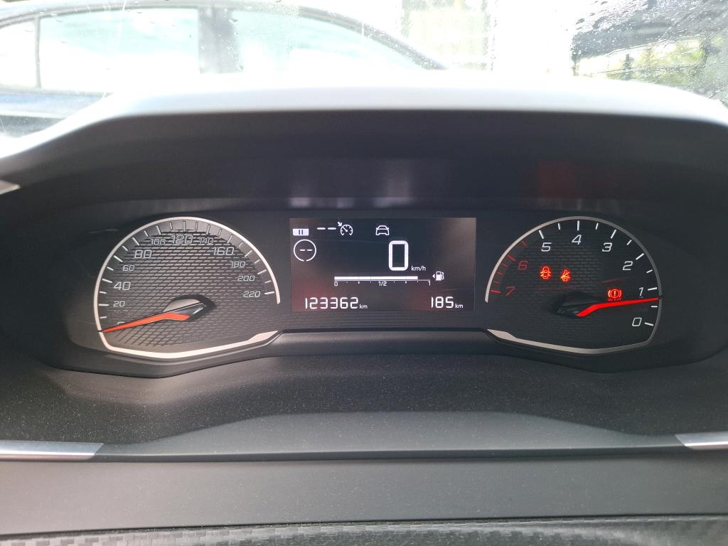 Peugeot 208 BLUEHDI 100 S&S BVM6 PREMIUM PACK 2021