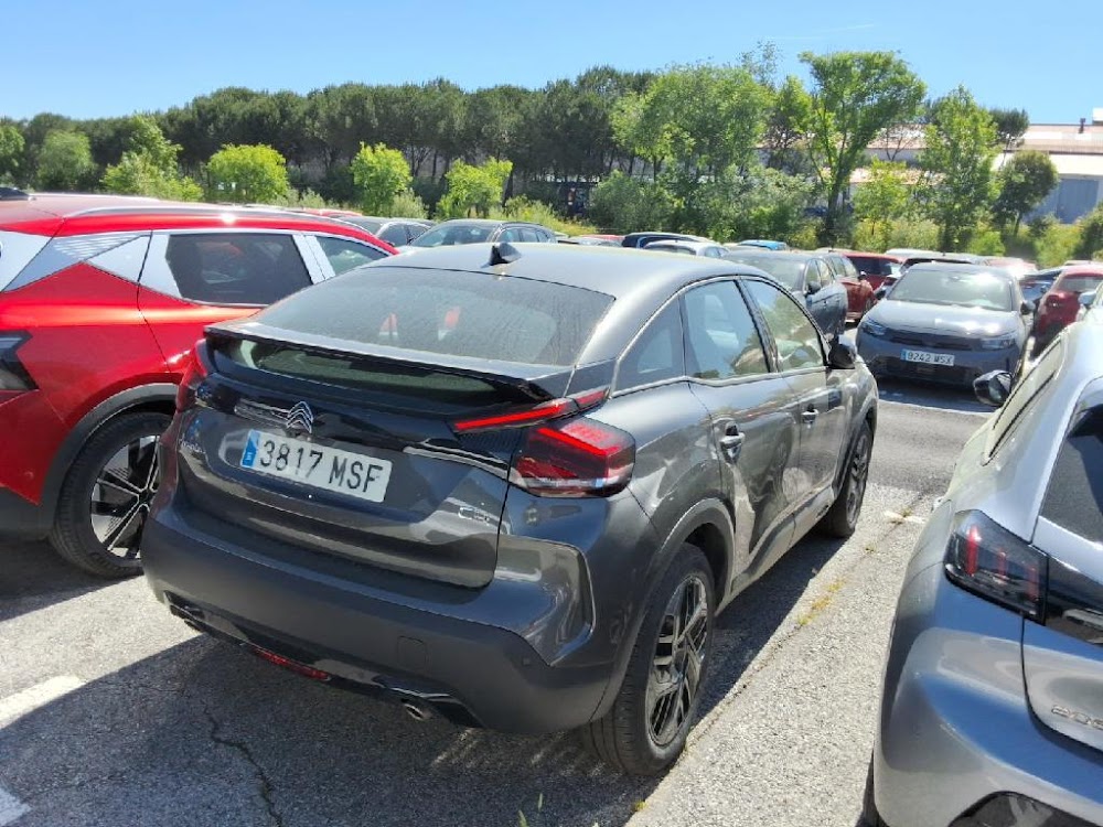 Foto Citroën C4 X 6