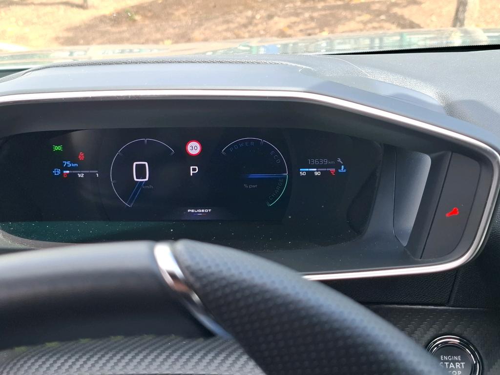 Peugeot 2008 Hybrid 145 e-DCS6 GT 2025