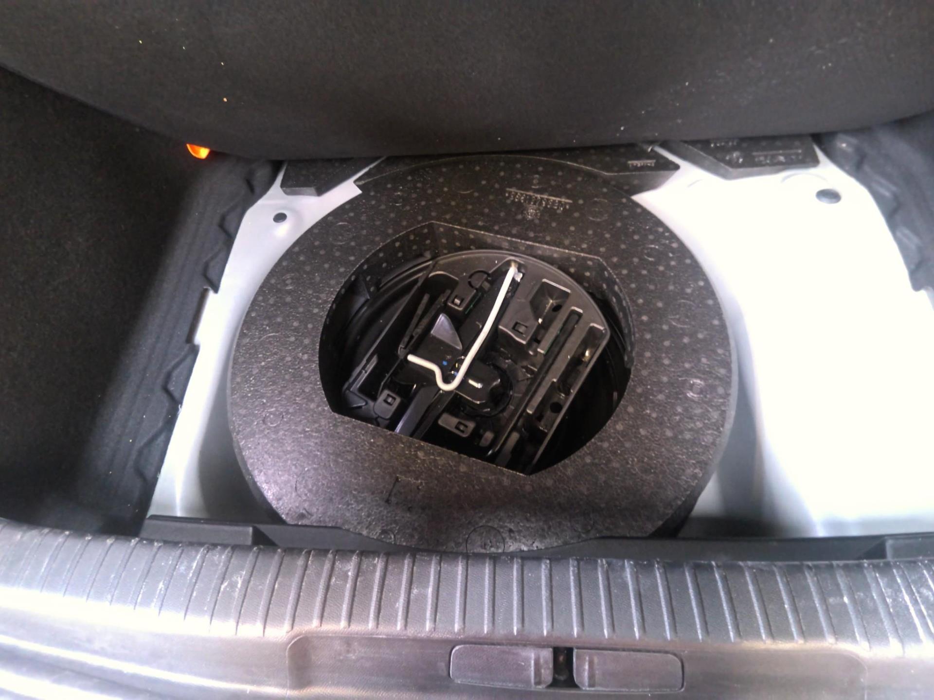 DS DS 3 PureTech 130 EAT8 Performance Line 2024
