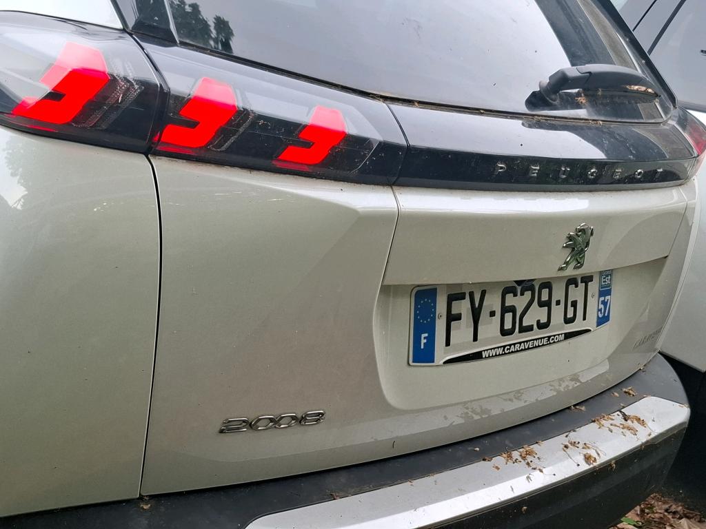 Peugeot 2008 PureTech 100 S&S BVM6 Allure 2021