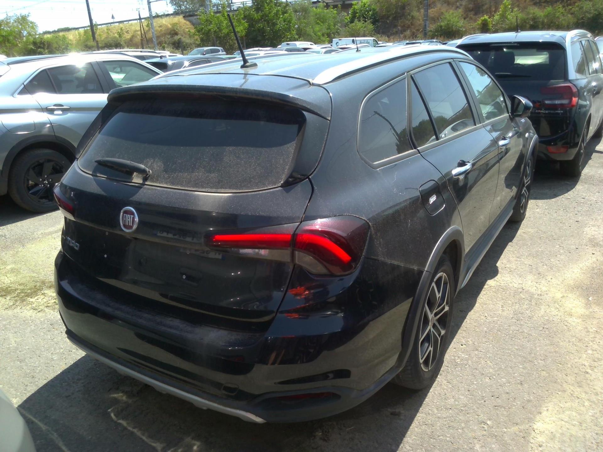 FIAT Tipo Cross SW 1.6 Multijet 130 ch S&S Plus 2022
