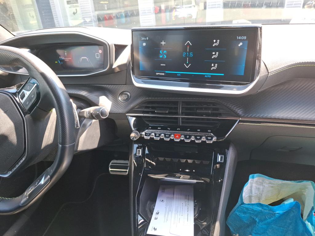 Peugeot 2008 PureTech 130 S&S EAT8 GT 2022