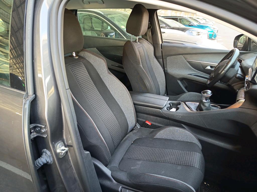 Peugeot 5008 BlueHDi 130ch S&S BVM6 Active Business 2021