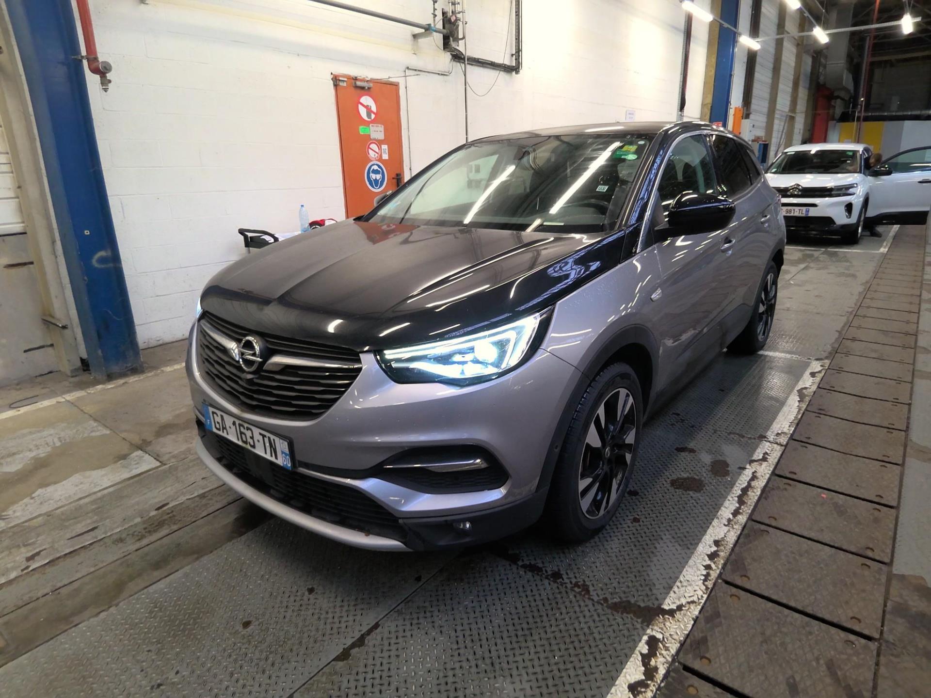 Opel Grandland Hybrid4 300 ch AWD BVA8 Ultimate 2021