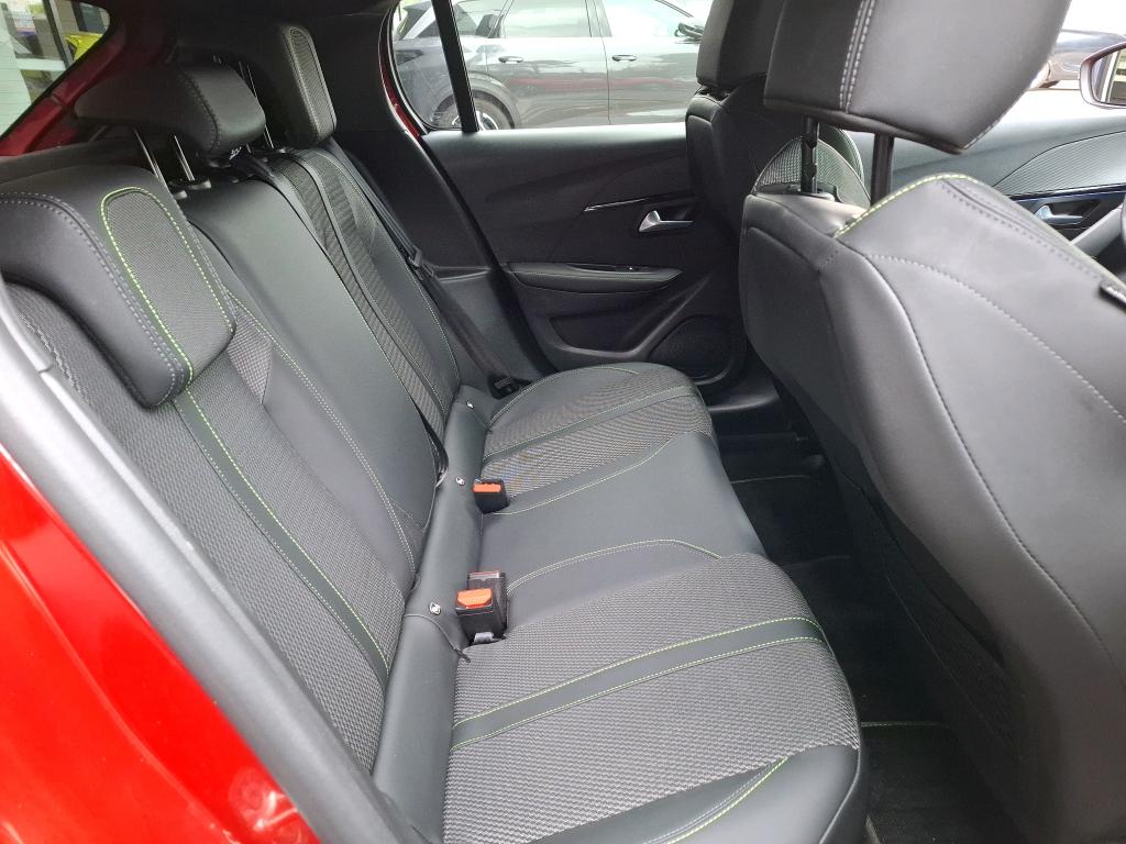 Peugeot 208 Hybrid 110 e-DCS6 GT 2025