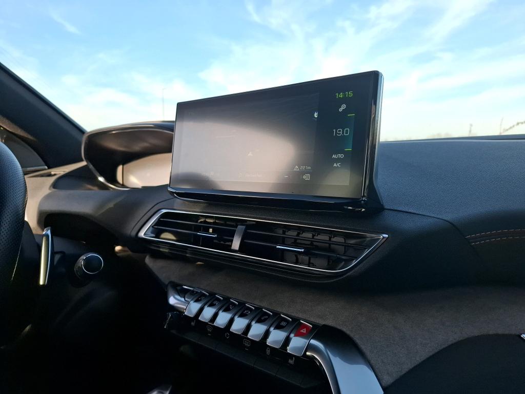 Peugeot 3008 Hybrid 225 e-EAT8 GT 2021