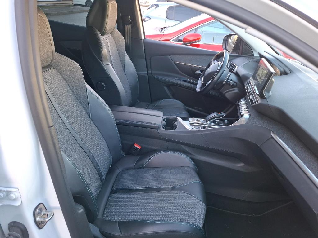 Peugeot 3008 Hybrid 225 e-EAT8 Allure Pack 2022