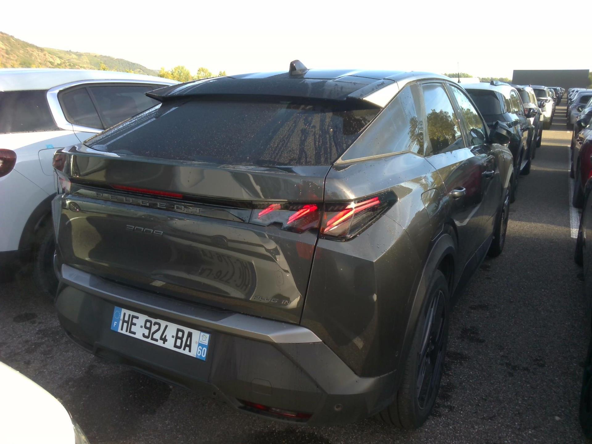 Peugeot 3008 Plug-in Hybrid 195 e-DCS7 GT 2025