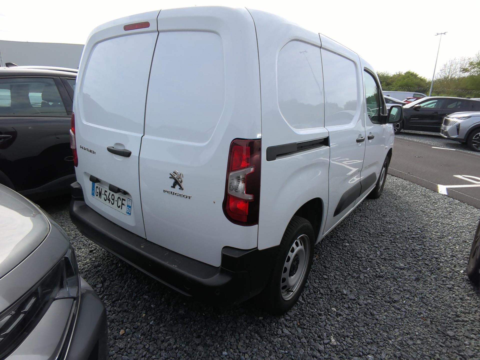 Peugeot PARTNER FOURGON M 1000 KG BLUEHDI 130 S&S EAT8 2024