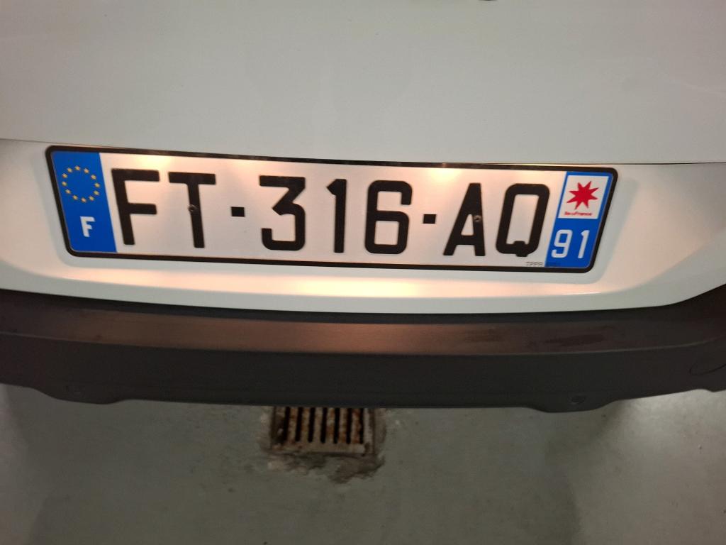 Citroen C4 CACTUS SOCIETE BLUEHDI 120 S&S EAT6 FEEL NAV 2020