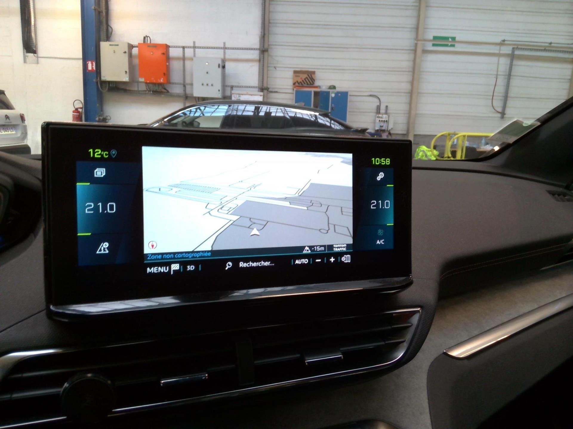 Peugeot 3008 Hybrid4 300 e-EAT8 GT 2022