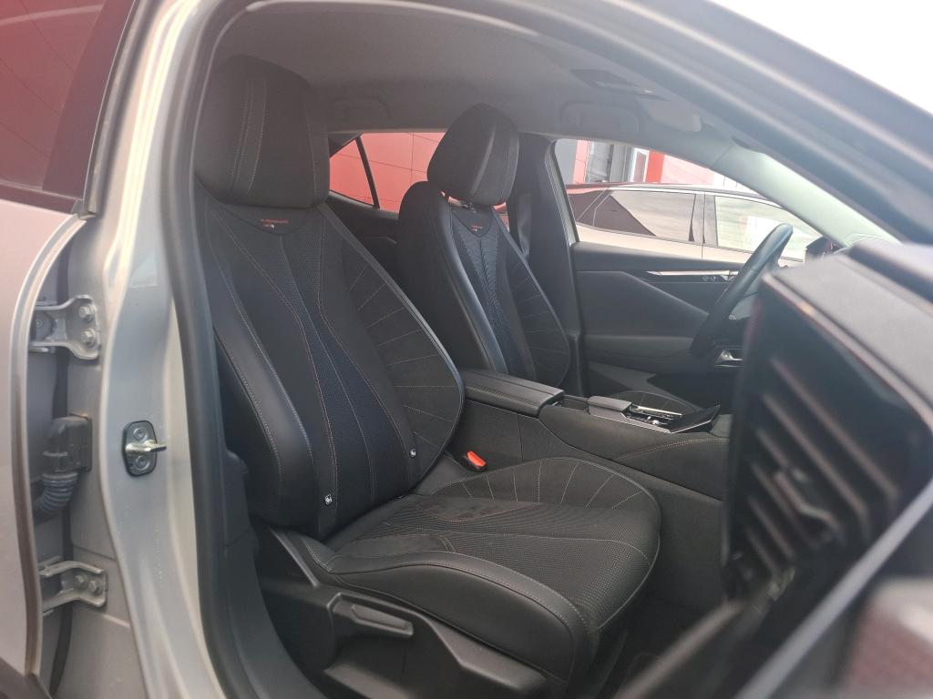 DS DS 4 BlueHDi 130 EAT8 Performance Line 2022