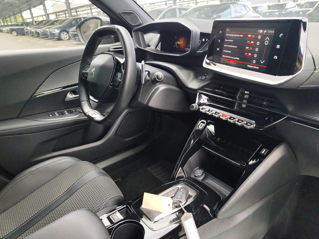 Peugeot 2008 BlueHDi 130 S&S EAT8 GT 2023