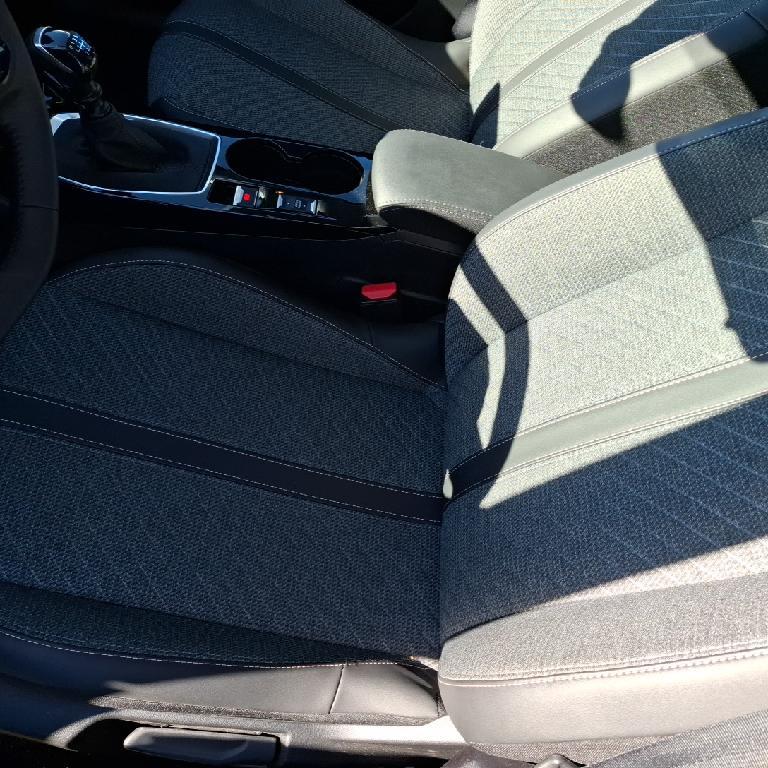 Foto Peugeot 208 9