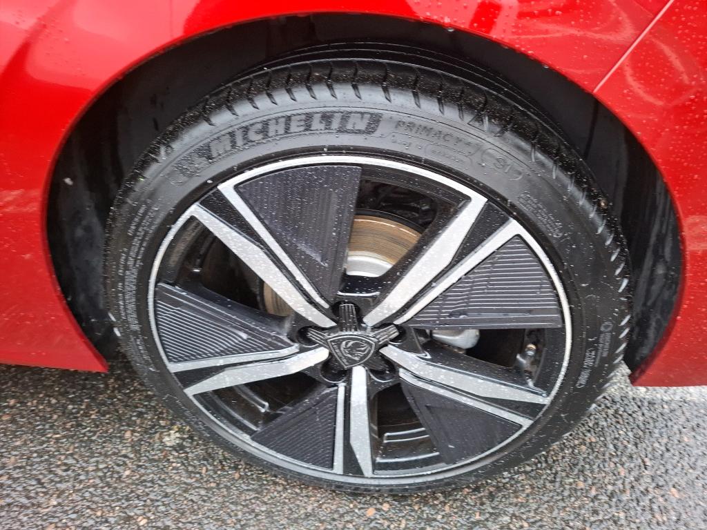 Peugeot 308 Hybrid 136 e-DCS6 GT 2024