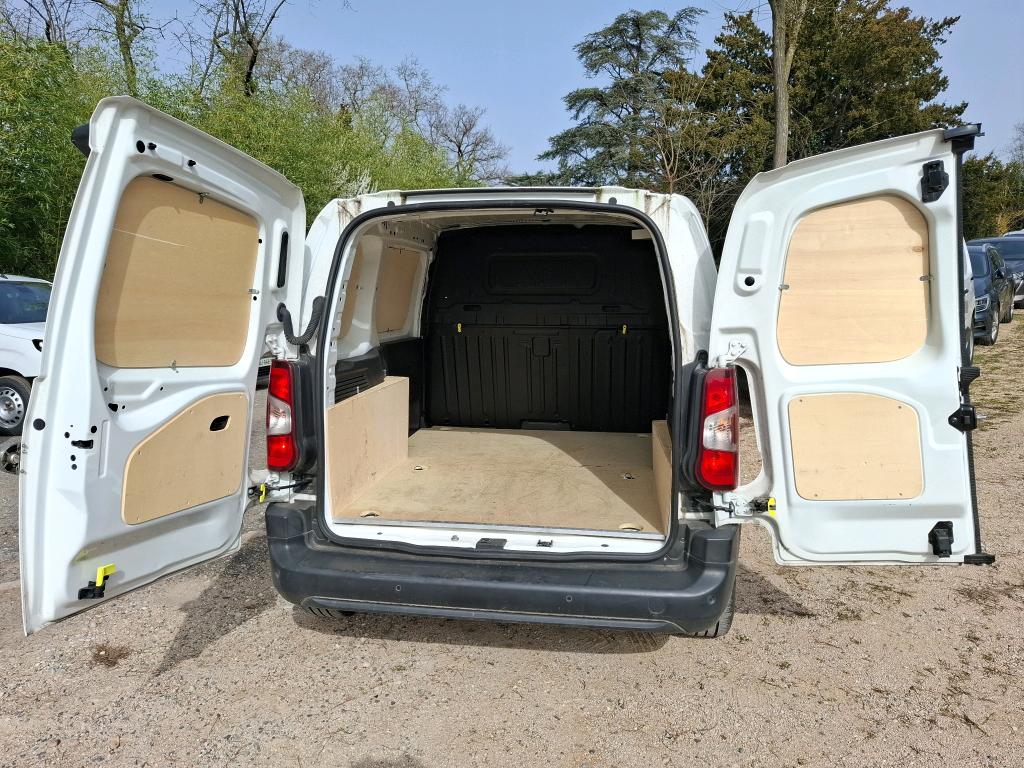 Peugeot PARTNER FOURGON STANDARD 650 KG PURETECH 110 S&S BVM6 PREMIUM 2021