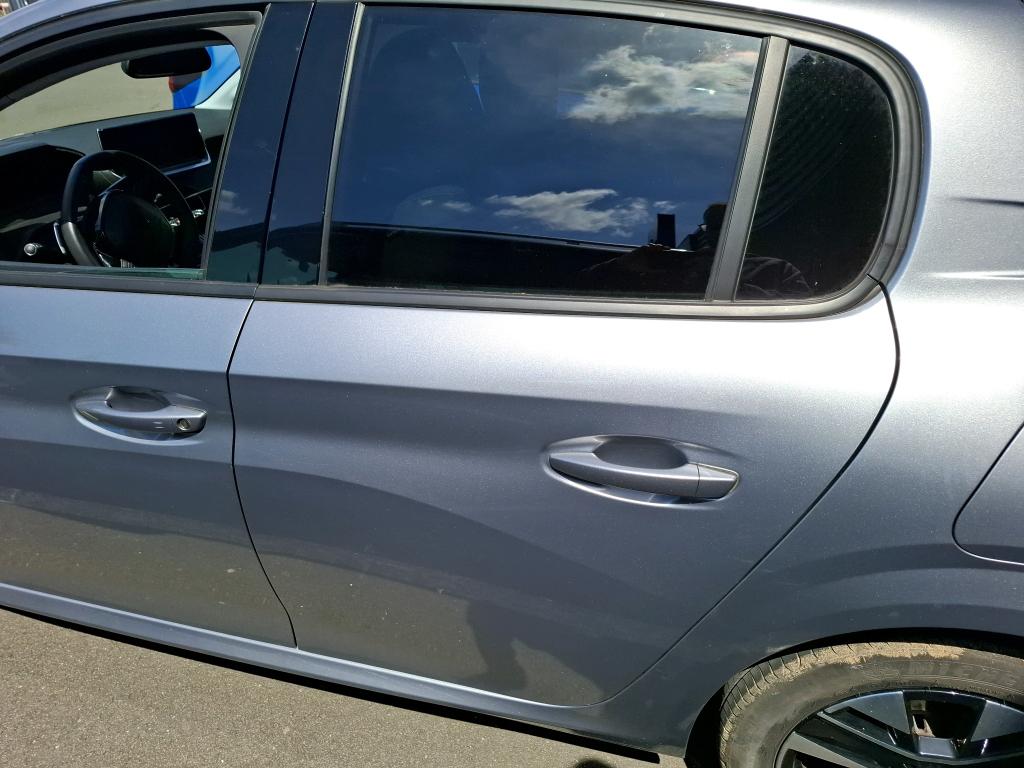 Peugeot 208 Hybrid 100 e-DCS6 Allure 2024