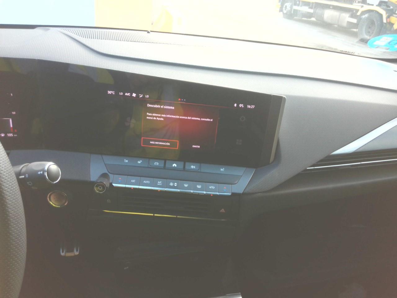 Foto Opel Astra PHEV 15