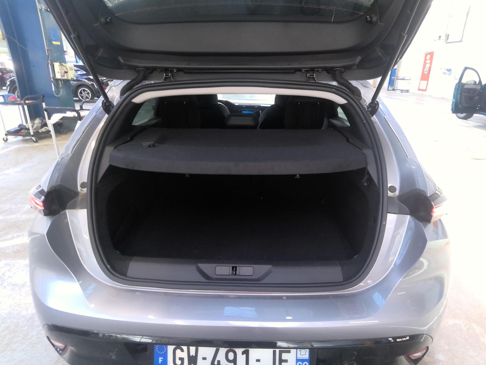 Peugeot 308 PHEV 180 e-EAT8 Allure 2024