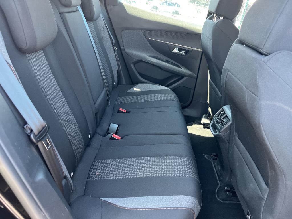 Peugeot 3008 BlueHDi 130ch S&S EAT8 Active Business 2021