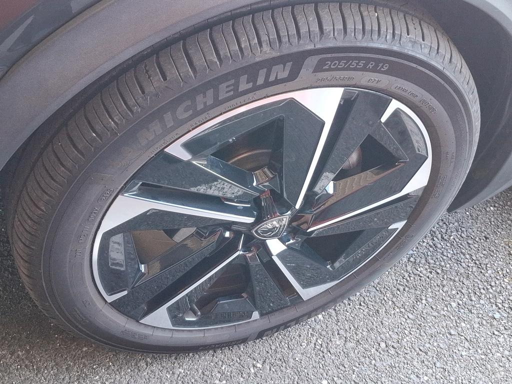 Peugeot 408 PureTech 130 ch S&S EAT8 Allure Pack 2023