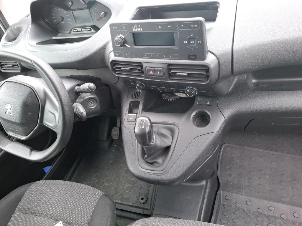 Peugeot PARTNER FOURGON STANDARD 650 KG BLUEHDI 75 BVM5 PREMIUM 2019